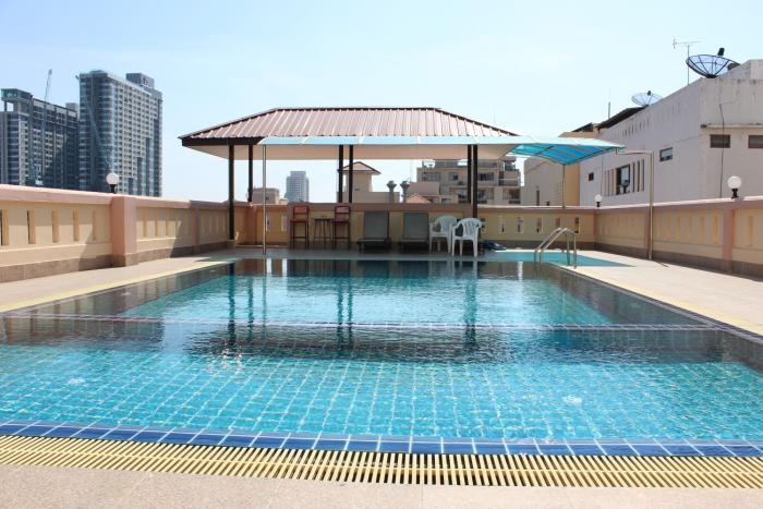 a a pattaya golden beach hotel