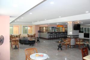 a a pattaya golden beach hotel