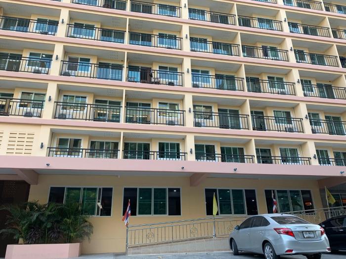a a pattaya golden beach hotel