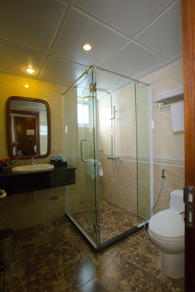 chalcedony grand hotel