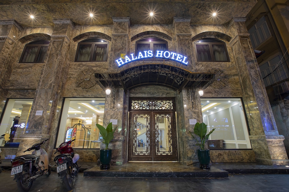 halais hotel