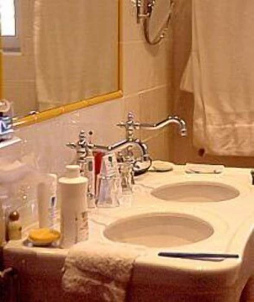 le mas des carassins