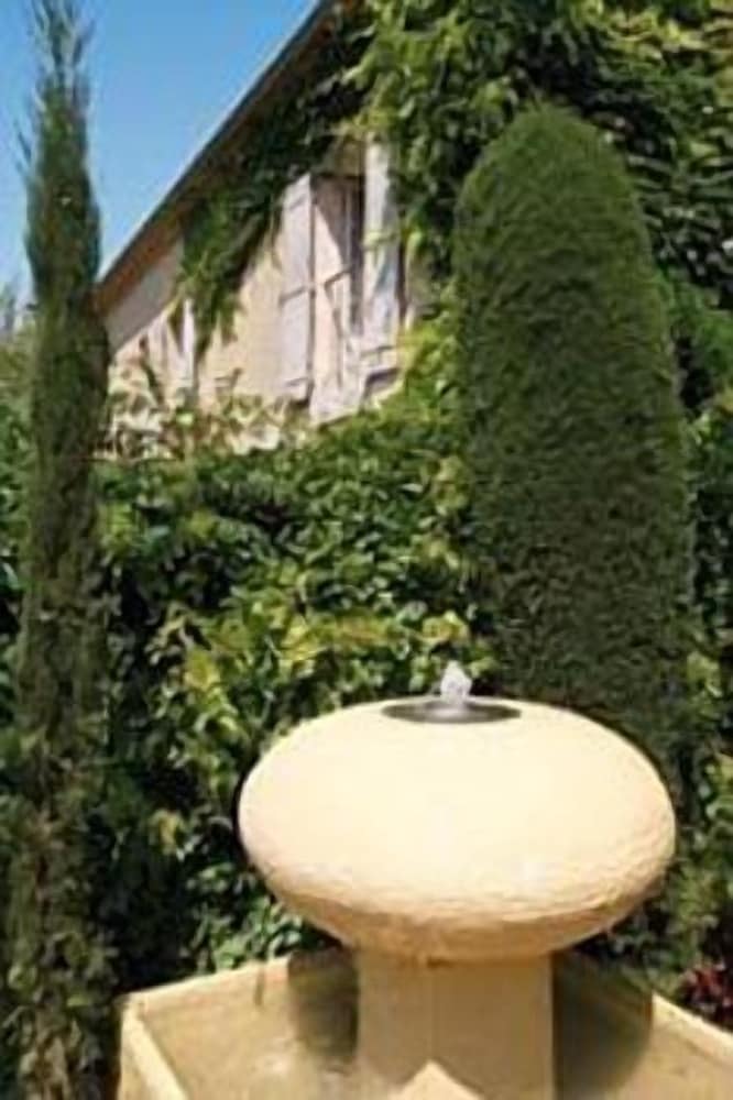 le mas des carassins