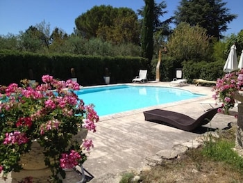 le mas des carassins