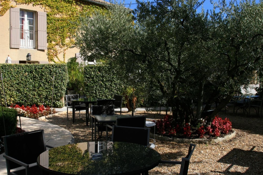 le mas des carassins