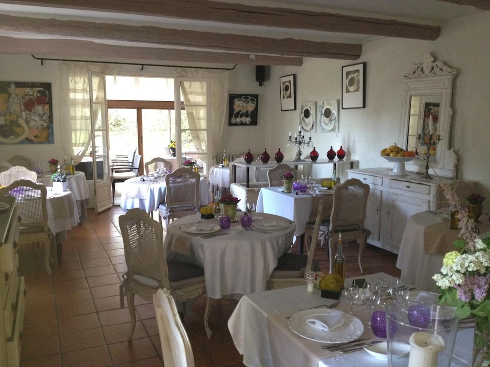 le mas des carassins