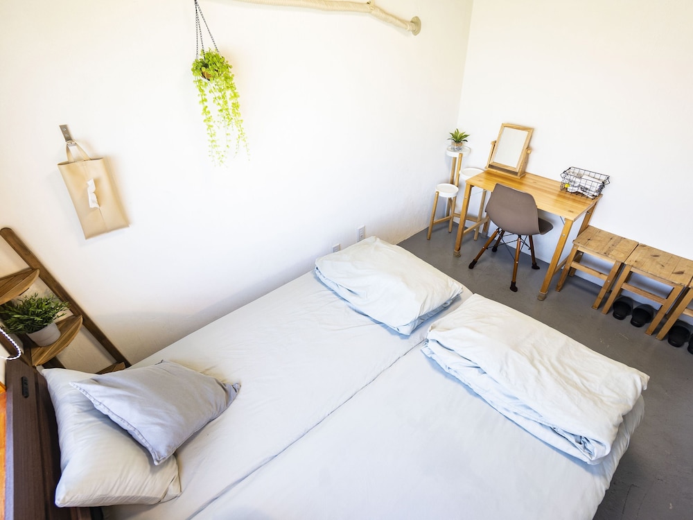 we home hostel and kitchen vacation stay 81871