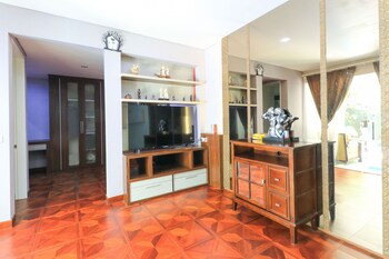 kubu kalih residence