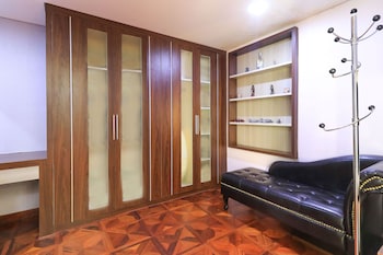kubu kalih residence