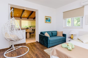 camelia luxury apartments