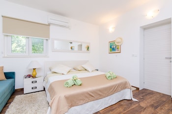 camelia luxury apartments