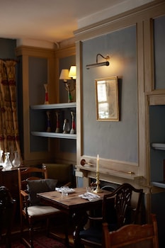 the grosvenor arms