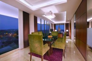 aston bojonegoro city hotel
