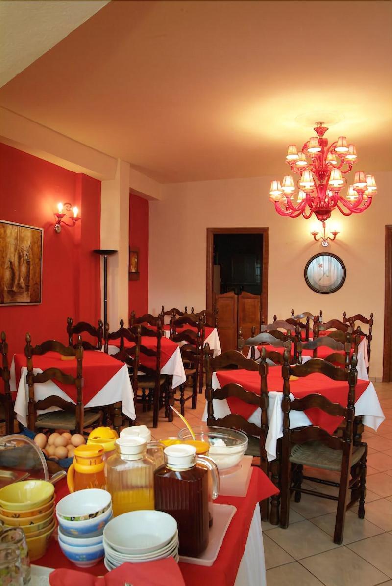 Varonos,Delfoi>>Central Greece,3 star