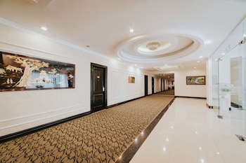 white palace thai binh hotel 1