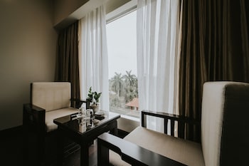 white palace thai binh hotel 1