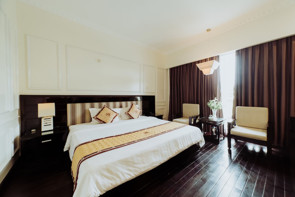 white palace thai binh hotel 1
