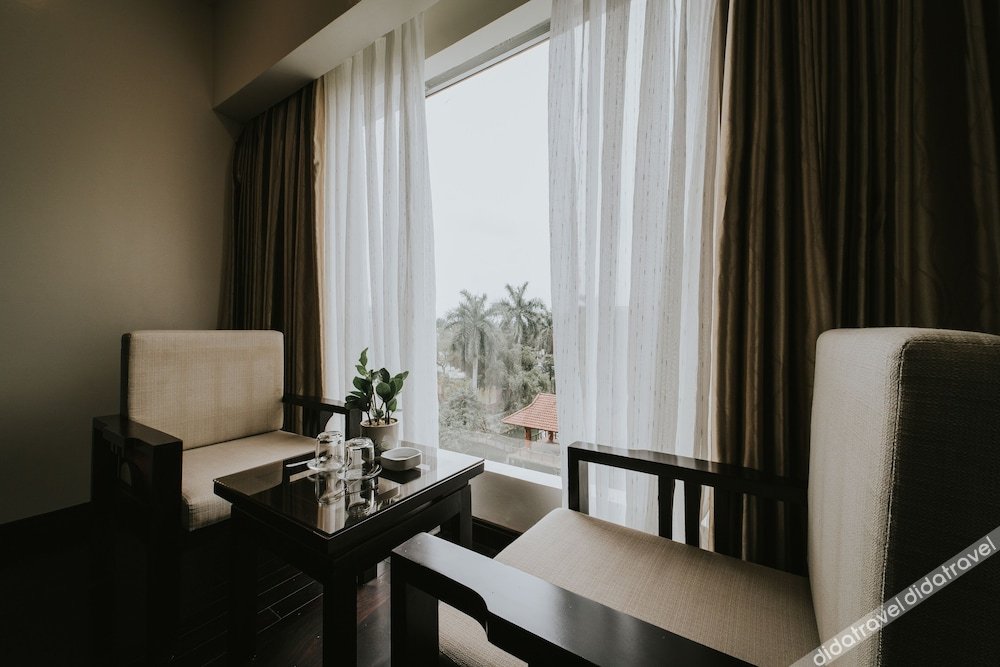 white palace thai binh hotel 1
