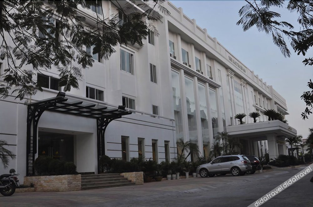 white palace thai binh hotel 1
