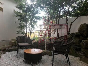 guest living mu nanki shirahama hostel