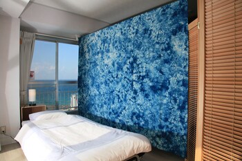 guest living mu nanki shirahama hostel