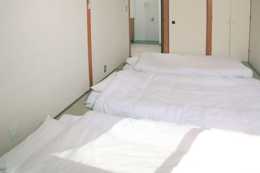 guest living mu nanki shirahama hostel