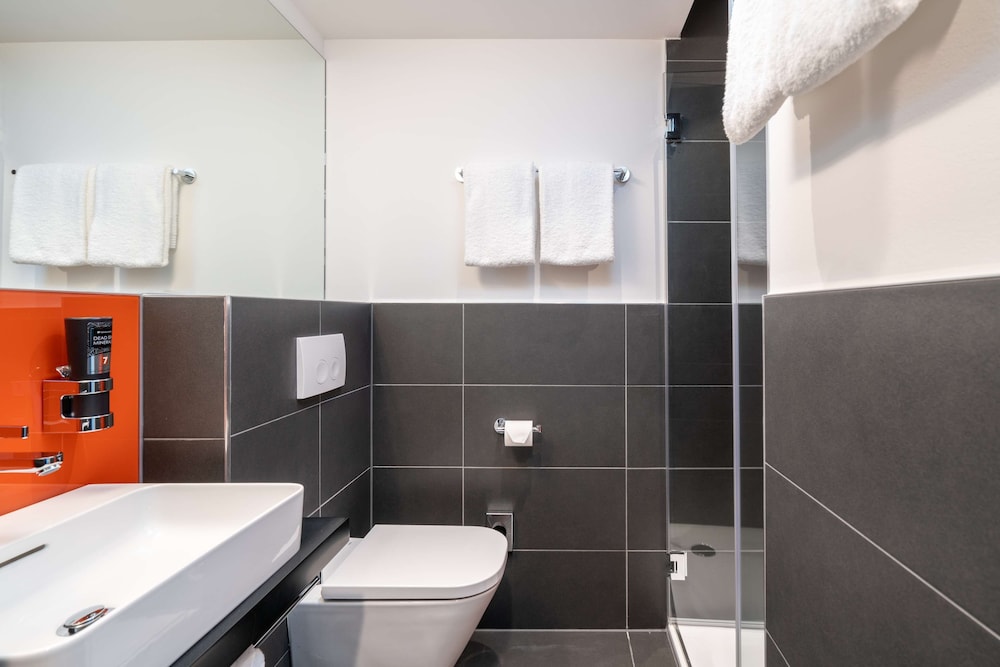 campanile vienna south