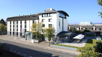 holiday inn express ljubljana an ihg hotel