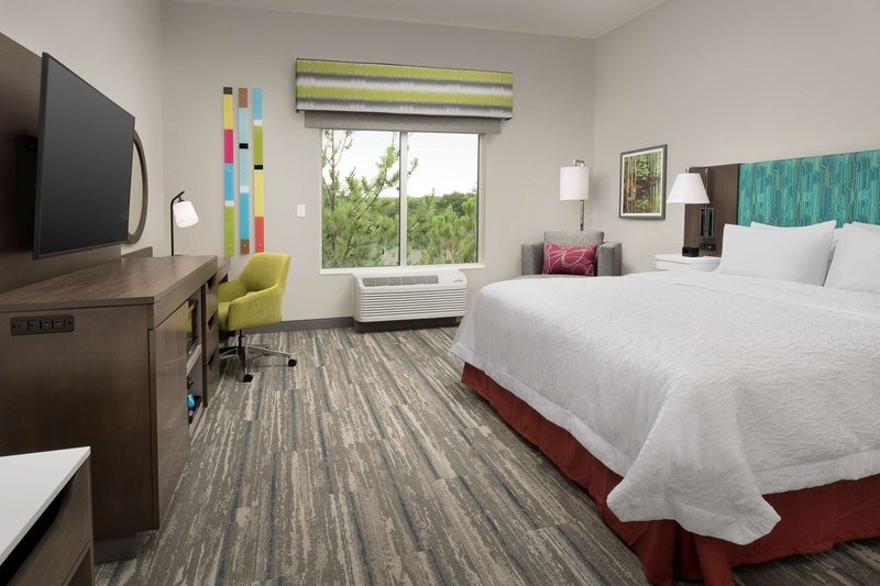 hampton inn and suites lexington columbia