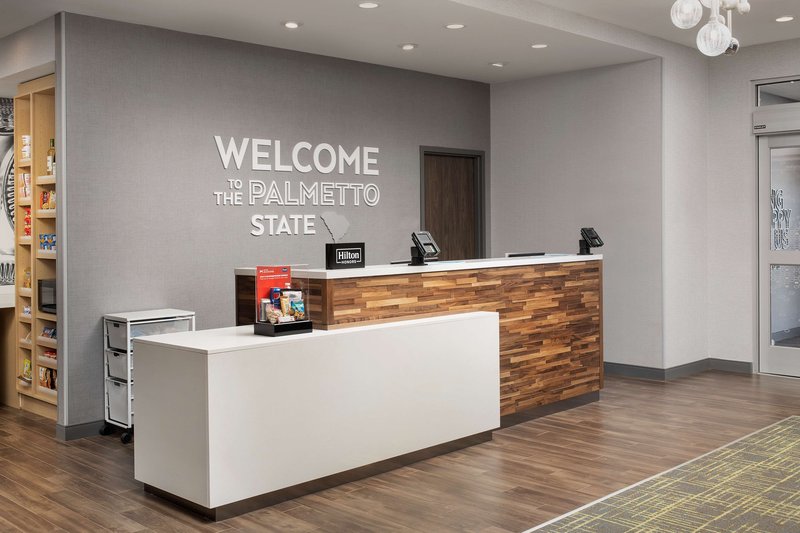 hampton inn and suites lexington columbia