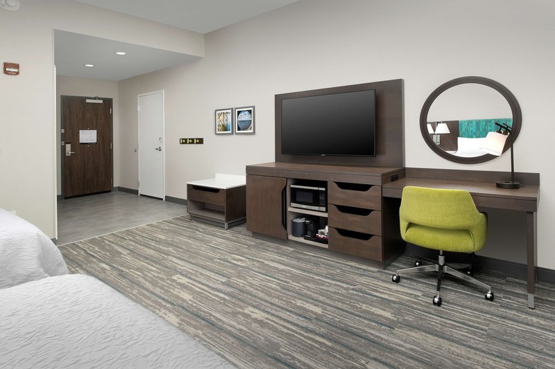 hampton inn and suites lexington columbia