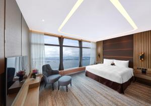 one eight one hotel serviced residences