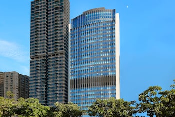 one eight one hotel serviced residences