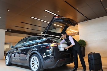 one eight one hotel serviced residences