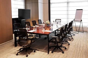 one eight one hotel serviced residences