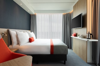 holiday inn express amsterdam north riverside an ihg hotel