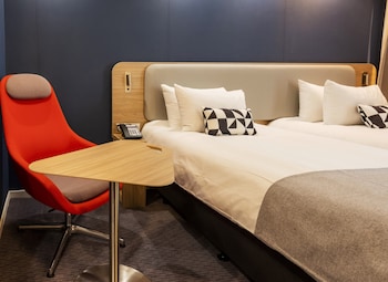 holiday inn express nice grand arenas an ihg hotel
