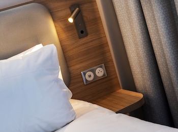 holiday inn express nice grand arenas an ihg hotel