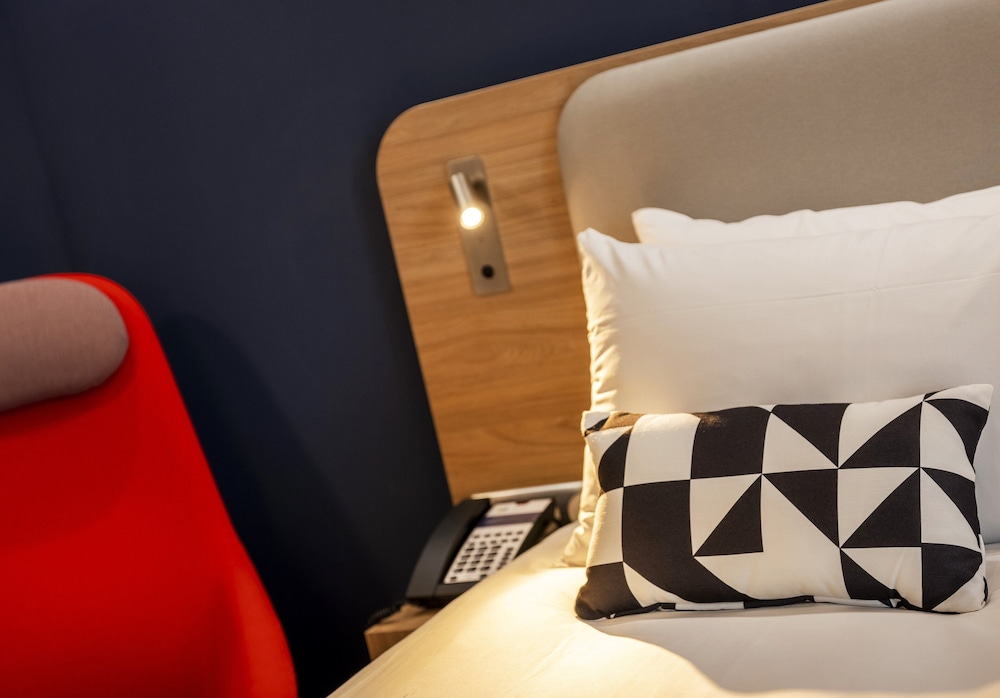 holiday inn express nice grand arenas an ihg hotel