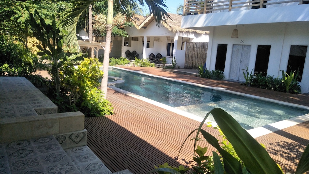 trawangan sunrise hotel