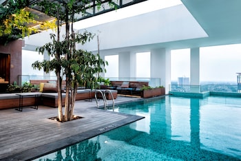 aloft south jakarta