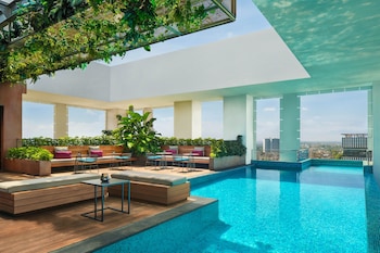 aloft south jakarta