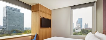 aloft south jakarta