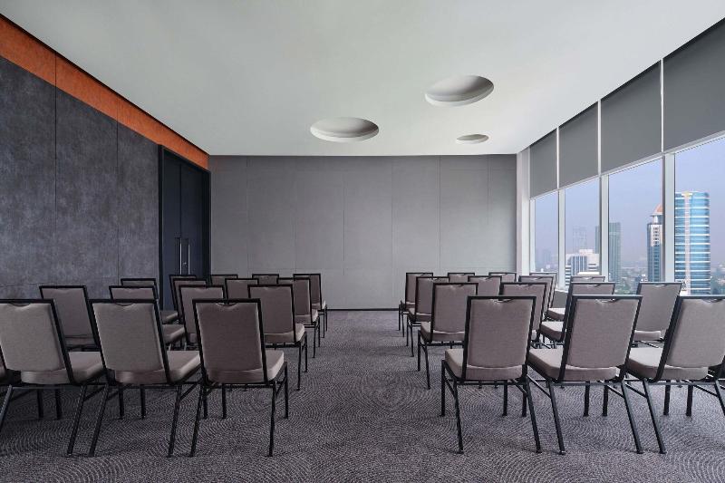 aloft south jakarta
