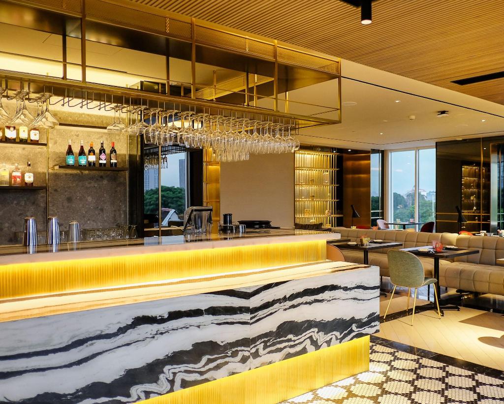 aloft south jakarta