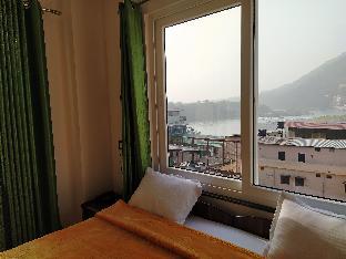 Hotel The Raja Palace,Rishikesh>>Dehradun,3 star