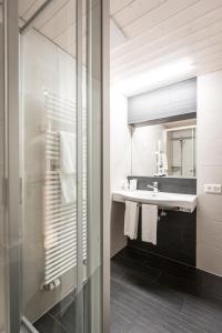Hotel Oberland,Lauterbrunnen>>Bern,2 star