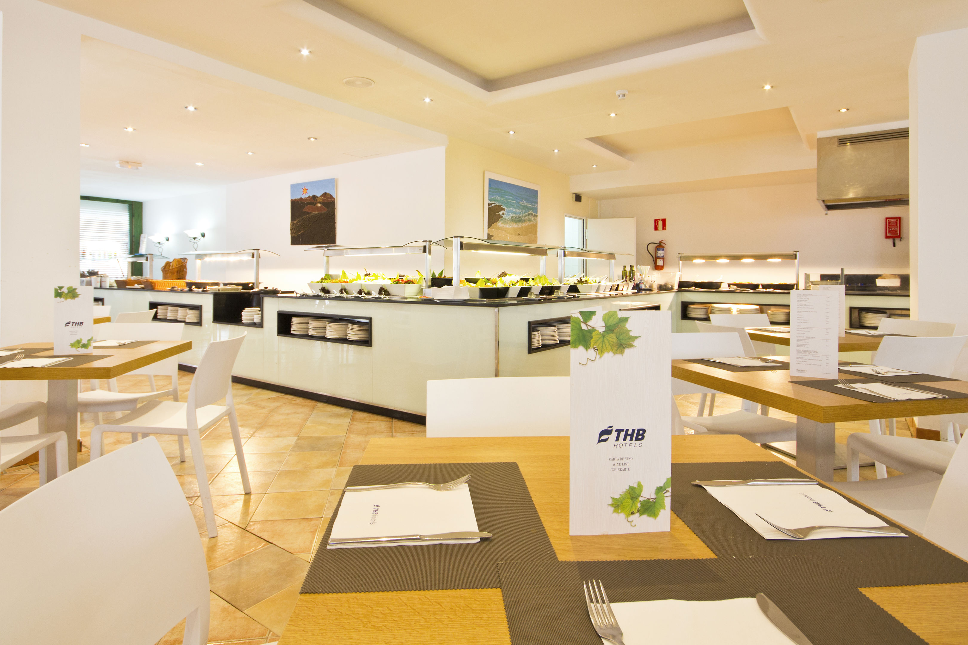 thb flora aparthotel