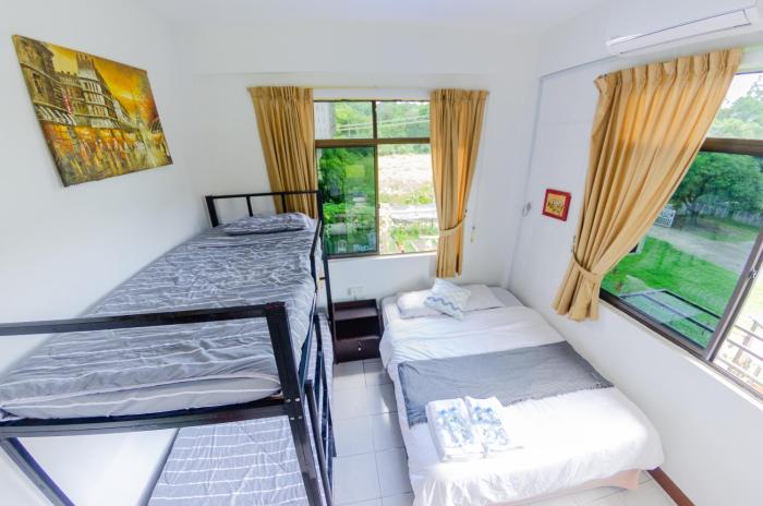 poni homestay