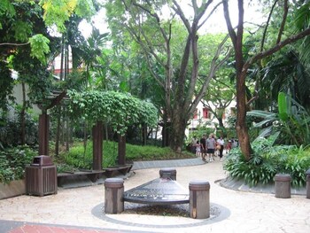 wink mccallum street hostel